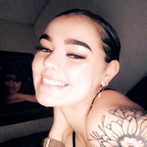 Meet your Posher, Jada